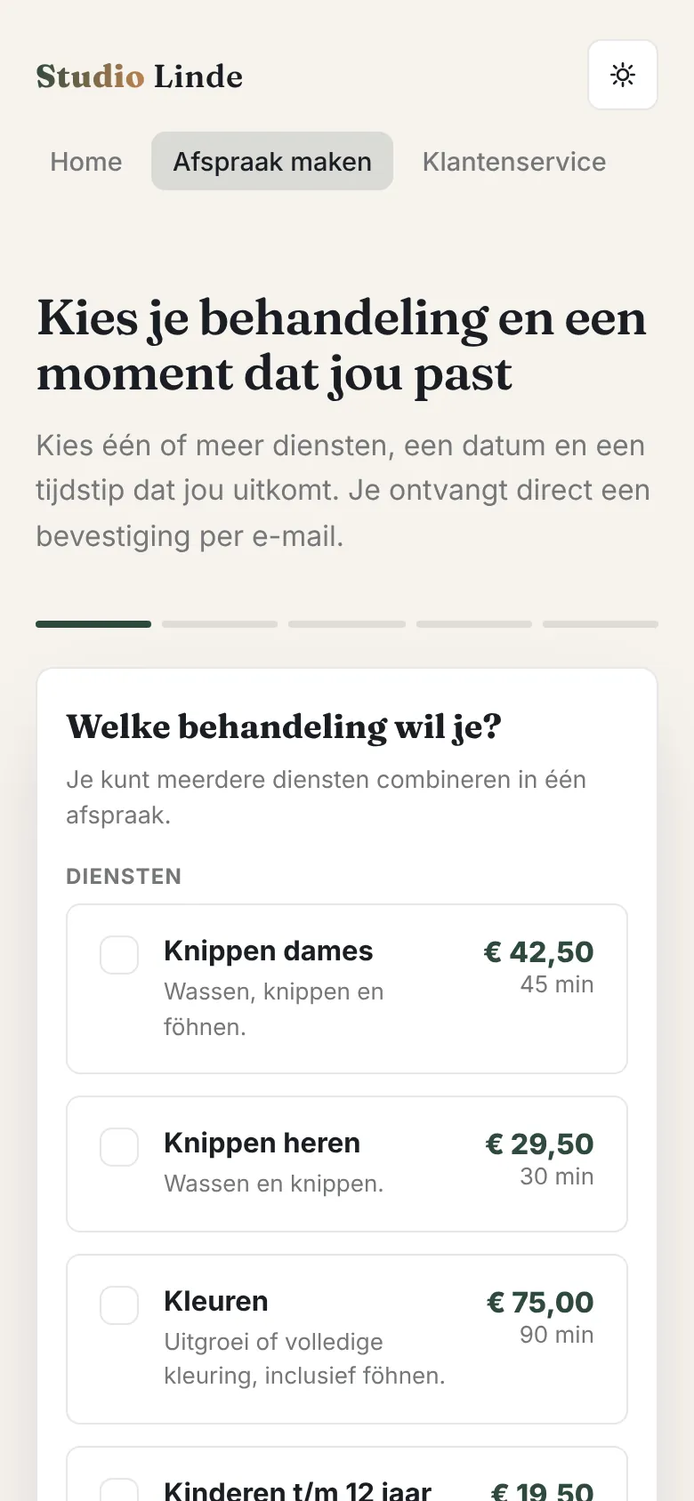 Boekpagina op een telefoon